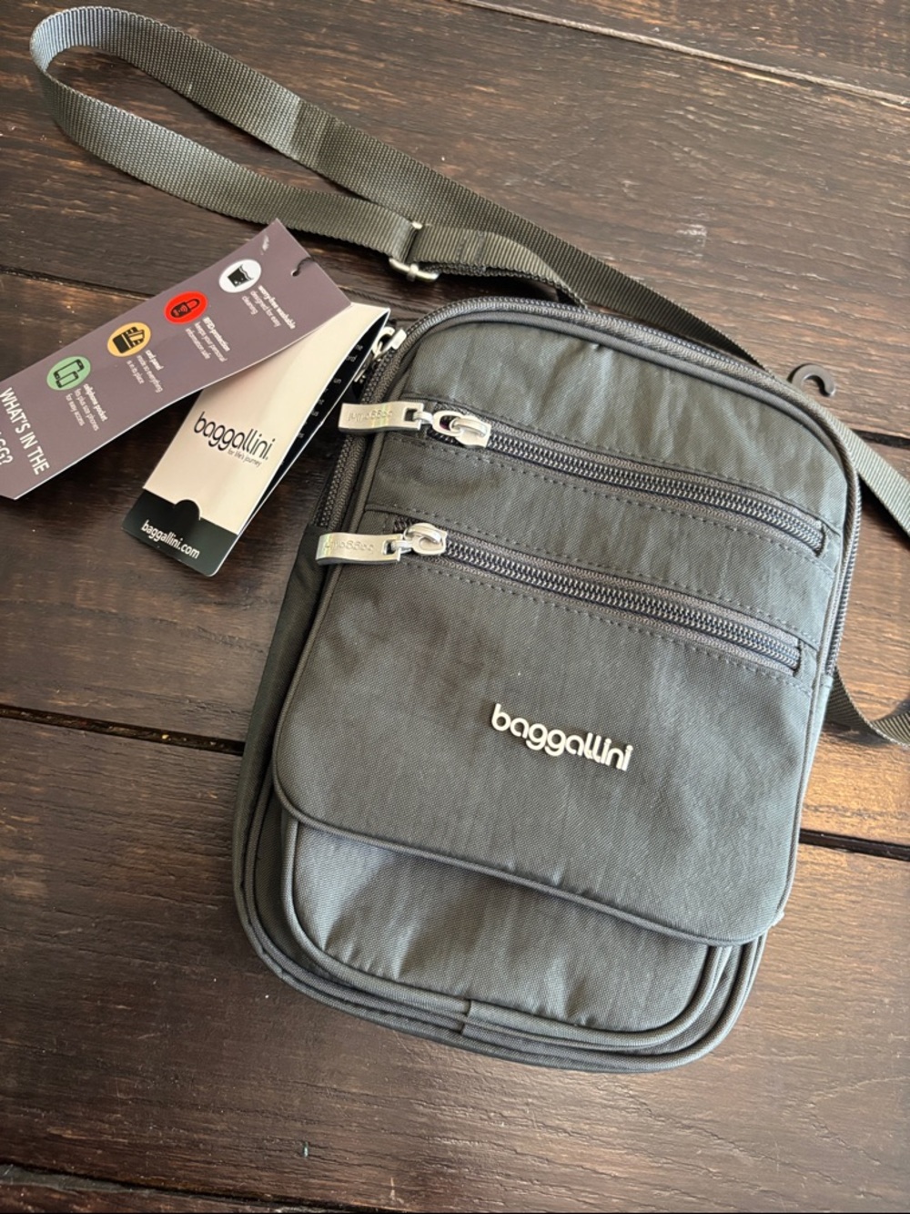 Baggallini Black Compact Crossbody Belt Bag